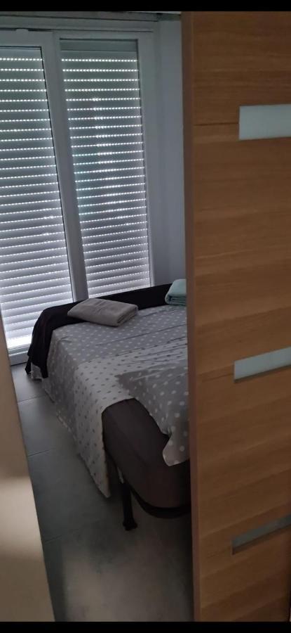 Appartement Menton, Appartement/jardin, Proche Et Centre